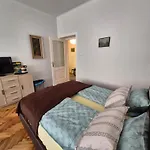 Tulip Apartment